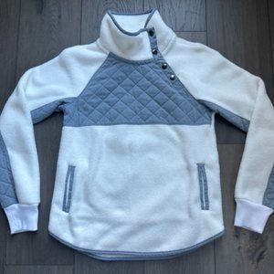 ABERCROMBIE & FITCH WOMEN'S LONG SLEEVE BUTTON PULLOVER